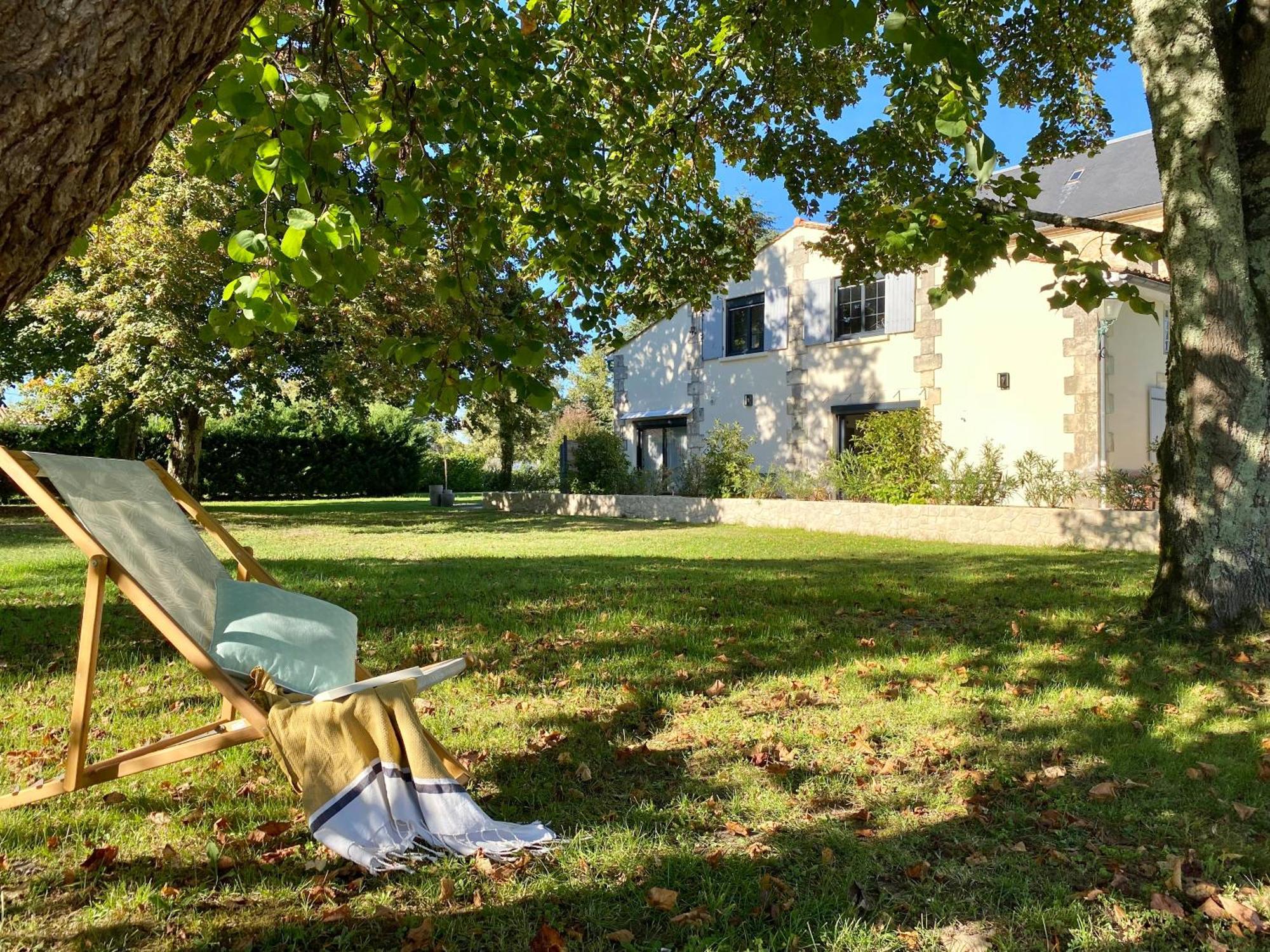 La Maison Du Champ De Beaumont Galgon Εξωτερικό φωτογραφία